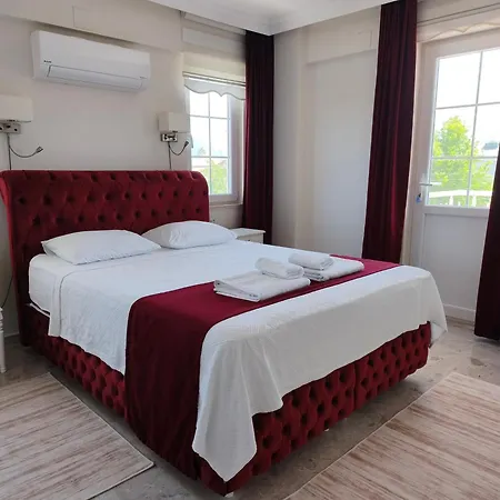 Villa Kayra *